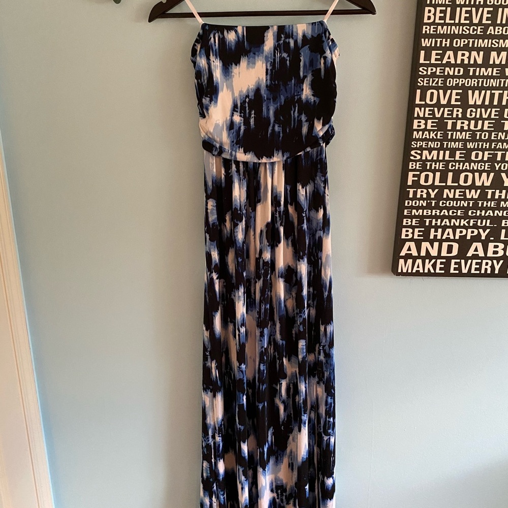 2 for $15 💕NWOT le Chateau strapless maxi dress
